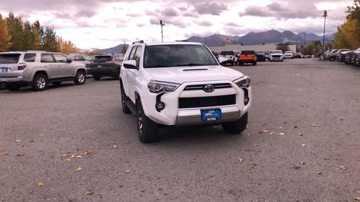 2024 Toyota 4Runner TRD Off Road