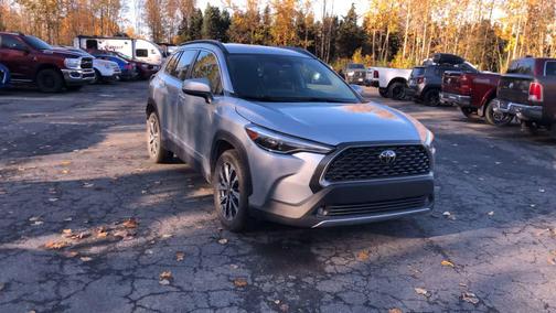 2023 Toyota Corolla Cross XLE
