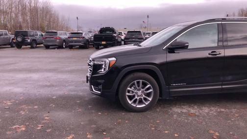 2024 GMC Terrain SLT