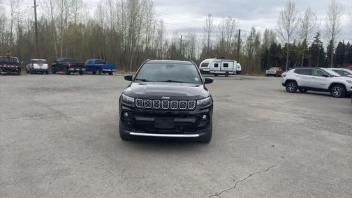 Diamond Black Crystal Pearlcoat 2026 Jeep Compass Limited