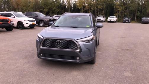 2023 Toyota Corolla Cross XLE