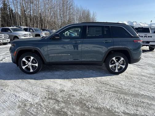 Steel Blue 2026 Jeep Grand Cherokee Limited