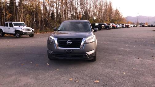 2024 Nissan Pathfinder SV 4WD