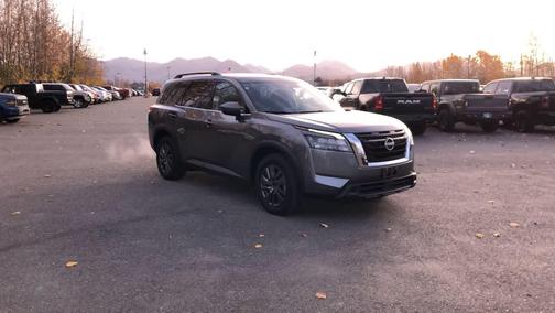 2024 Nissan Pathfinder SV 4WD