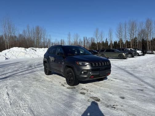 Black Clearcoat 2024 Jeep Compass Trailhawk