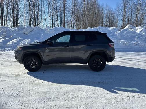 Black Clearcoat 2024 Jeep Compass Trailhawk