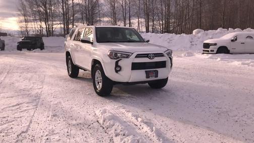 2024 Toyota 4Runner SR5