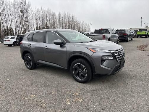 Gun Metallic 2025 Nissan Rogue SV