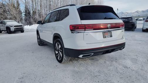 2024 Volkswagen Atlas 2.0T SE w/Technology 4MOTION