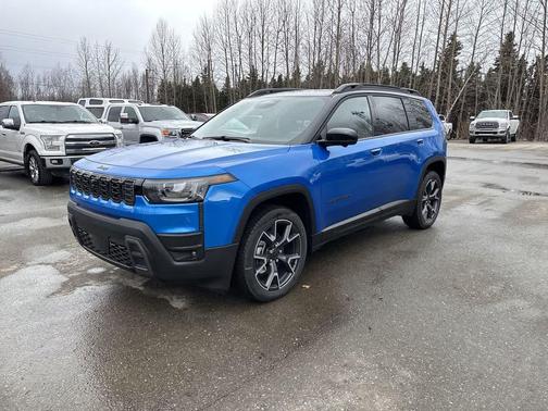 Hydro Blue Pearlcoat 2026 Jeep Cherokee Overland