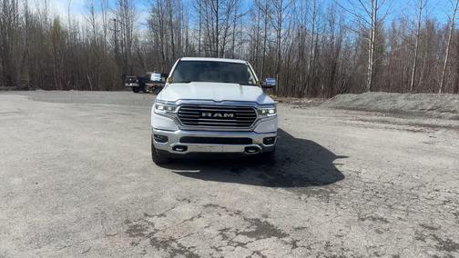 Ivory Tri-Coat Pearl 2019 RAM 1500 Longhorn