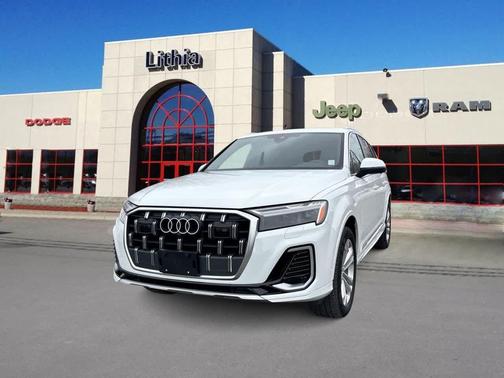 White 2025 Audi Q7 55 Premium Plus