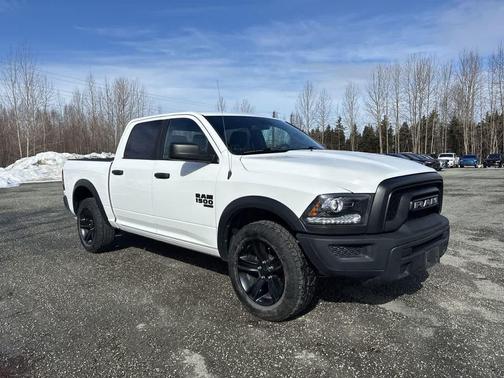 Bright White Clearcoat 2024 RAM 1500 Classic Warlock Crew Cab 4x4 5'7' Box