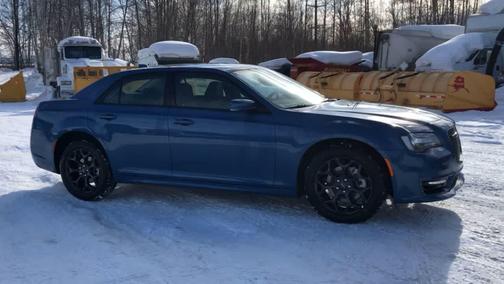 2023 Chrysler 300 Touring