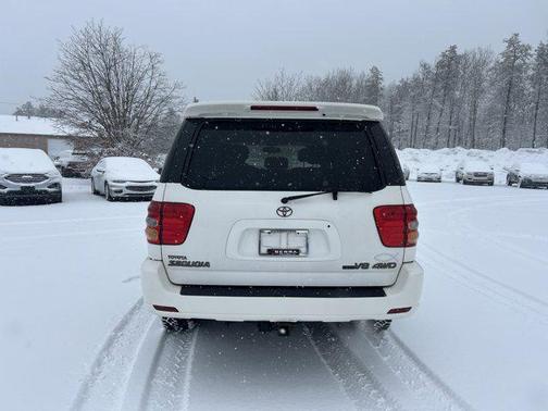 2004 Toyota Sequoia Limited