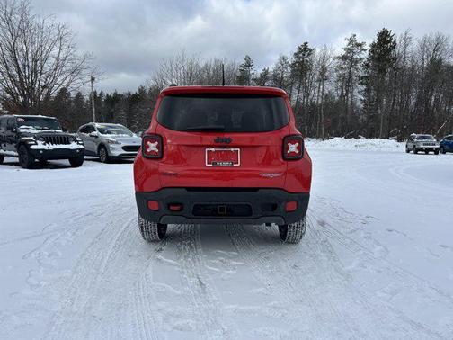 2016 Jeep Renegade Trailhawk