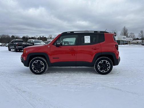2016 Jeep Renegade Trailhawk