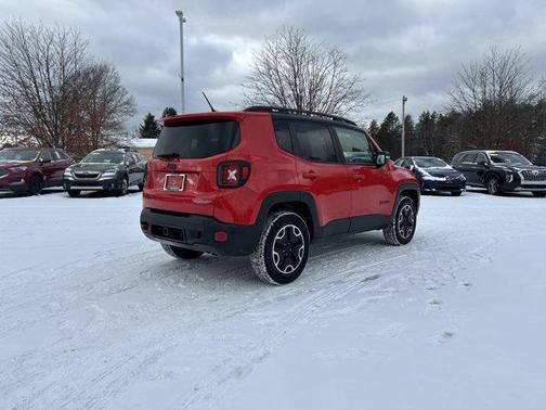 2016 Jeep Renegade Trailhawk