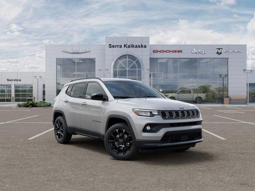 Silver Zynith Metallic Clearcoat 2026 Jeep Compass Latitude