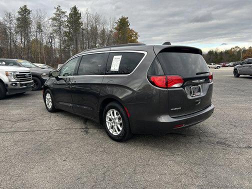 2021 Chrysler Voyager LXI
