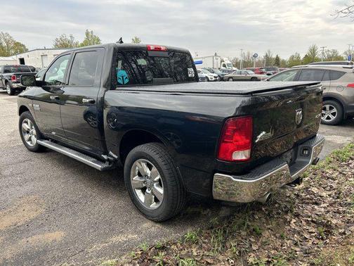 Brilliant Black Crystal Pearlcoat 2015 RAM 1500 Big Horn