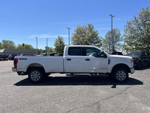 OXFORD WHITE 2022 Ford F-250 XLT