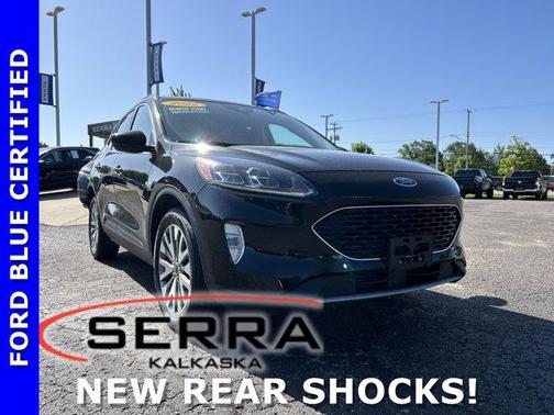 2022 Ford Escape Titanium