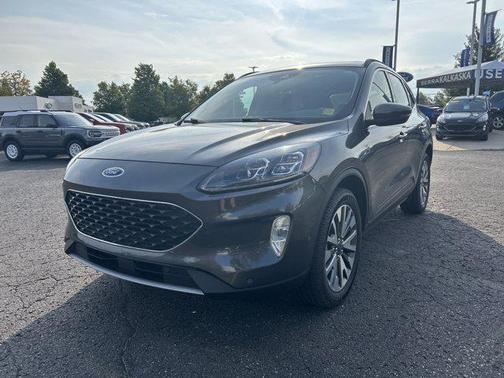 2020 Ford Escape Titanium
