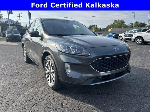 2020 Ford Escape Titanium