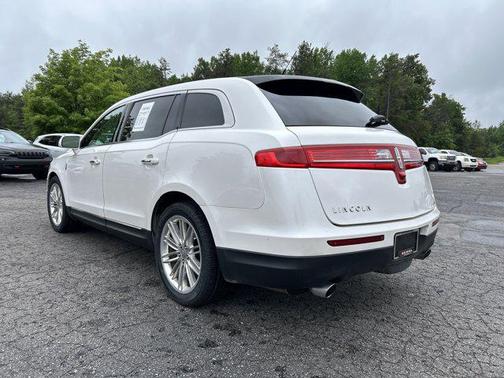 2016 Lincoln MKT EcoBoost