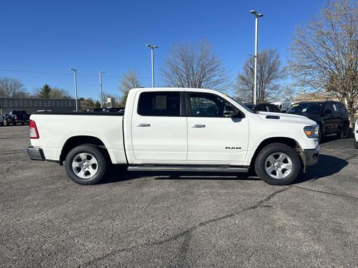 Bright White 2019 RAM 1500 Big Horn