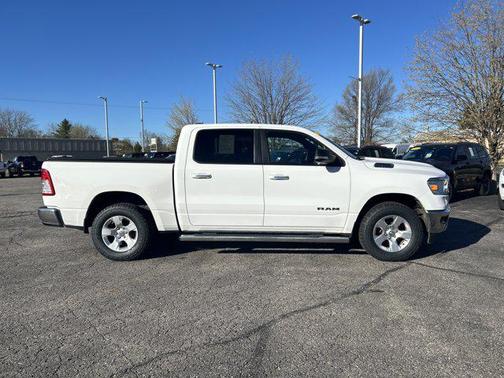Bright White 2019 RAM 1500 Big Horn
