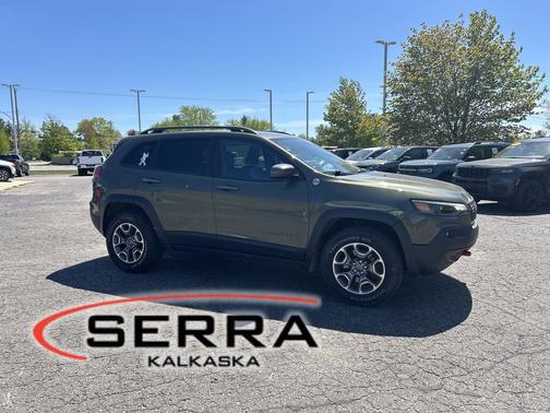 Olive Green Pearlcoat 2020 Jeep Cherokee Trailhawk