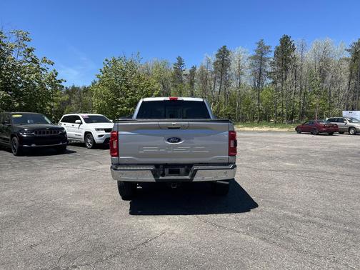 ICONIC SILVER METALLIC 2021 Ford F-150 XLT
