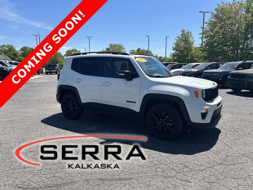 Alpine White Clearcoat 2022 Jeep Renegade Altitude