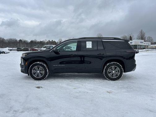 2024 Chevrolet Traverse LT