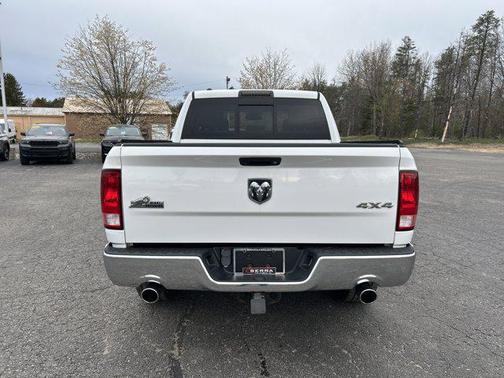 Bright White 2017 RAM 1500 Big Horn