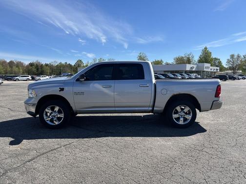 Bright Silver Metallic Clearcoat 2014 RAM 1500 Big Horn