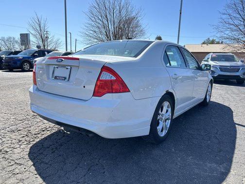 2012 Ford Fusion SE