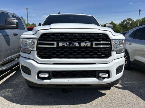 2022 RAM 2500 Big Horn Crew Cab 4x4 6'4' Box