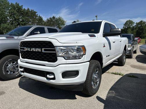 2022 RAM 2500 Big Horn Crew Cab 4x4 6'4' Box