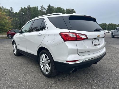 Iridescent Pearl Tricoat 2020 Chevrolet Equinox Premier w/2LZ