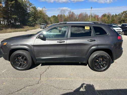 2020 Jeep Cherokee Trailhawk
