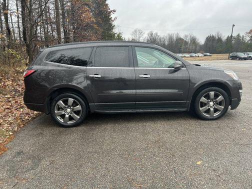 2017 Chevrolet Traverse 2LT