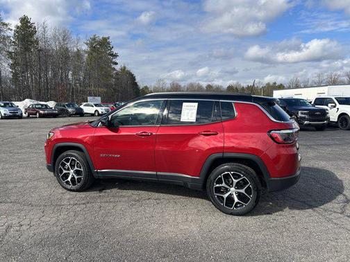 Red Hot Pearlcoat 2024 Jeep Compass Limited