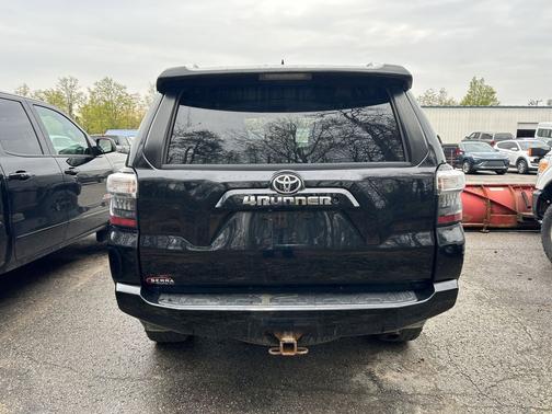 Attitude Black Metallic 2015 Toyota 4Runner SR5