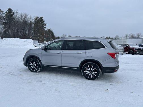 2019 Honda Pilot Touring 8-Passenger