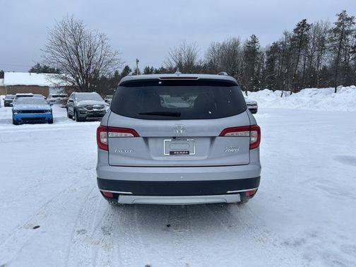 2019 Honda Pilot Touring 8-Passenger