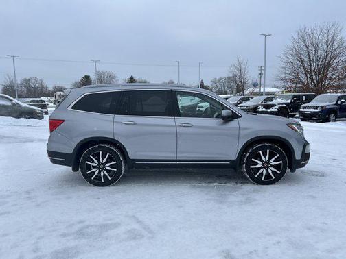 2019 Honda Pilot Touring 8-Passenger