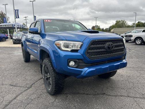 2016 Toyota Tacoma SR5